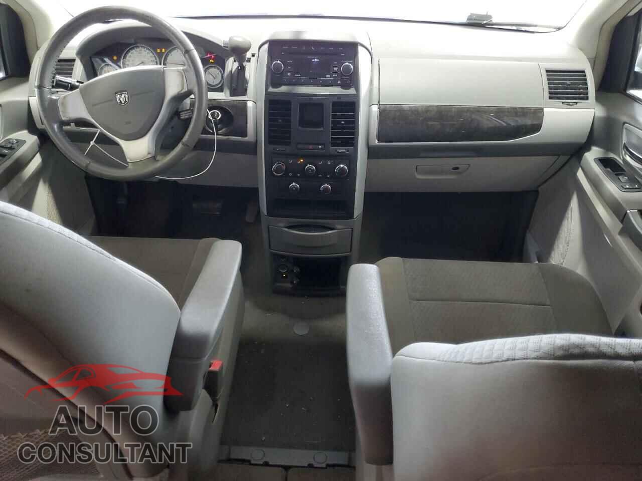 DODGE CARAVAN 2010 - 2D4RN5D18AR190813