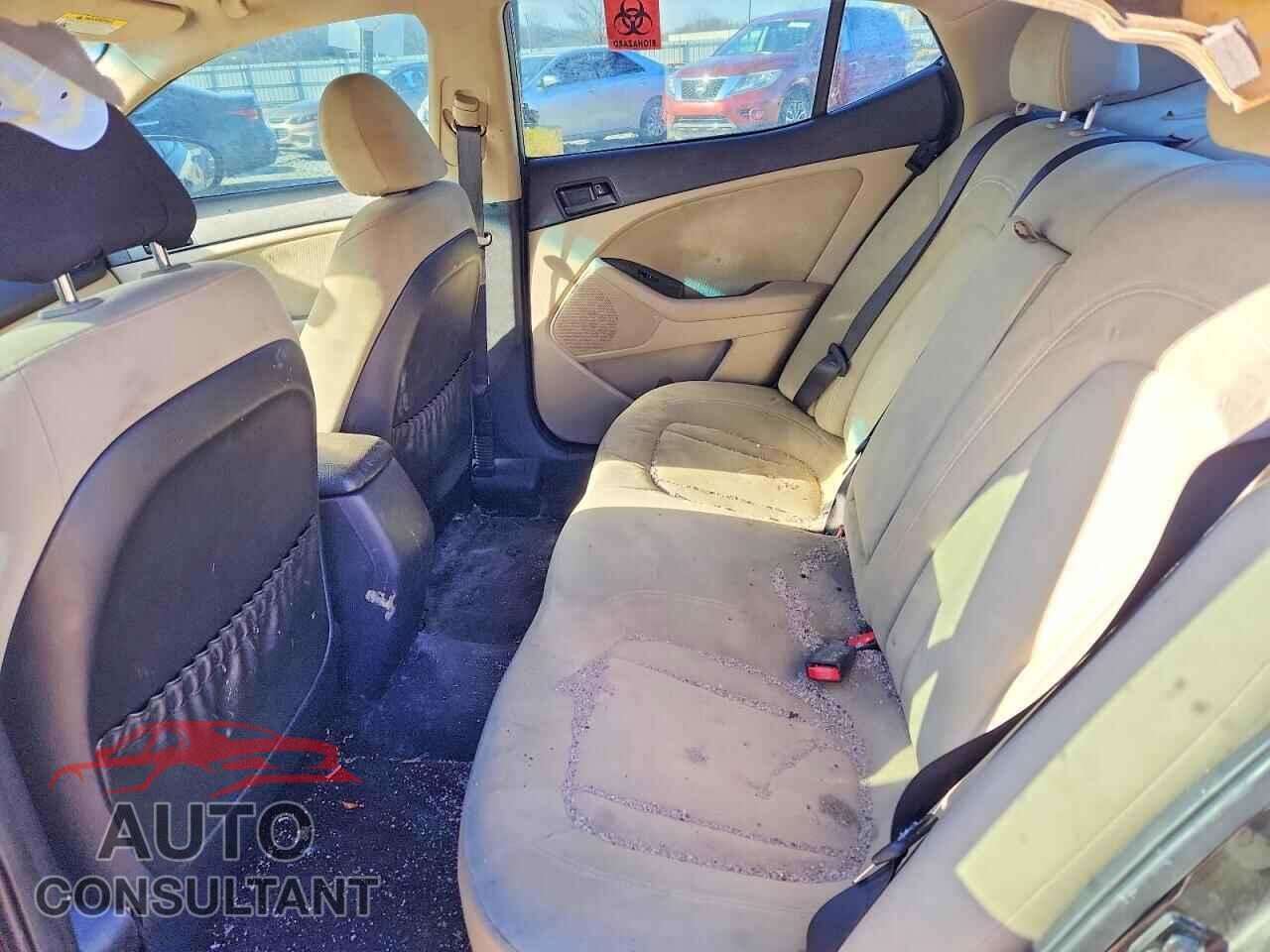KIA OPTIMA 2011 - KNAGM4A76B5088545