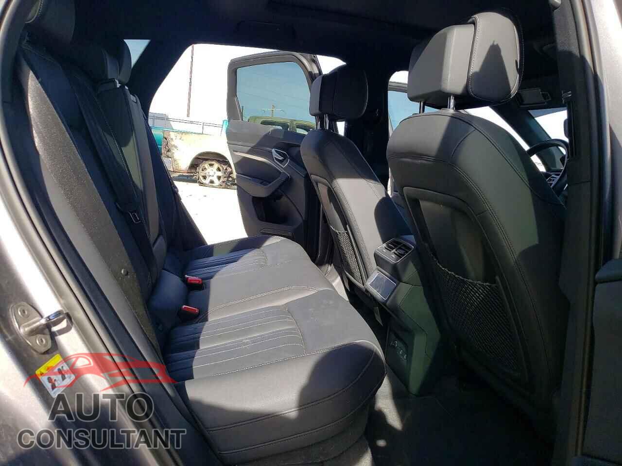 AUDI E-TRON 2022 - WA1AAAGE3NB013985