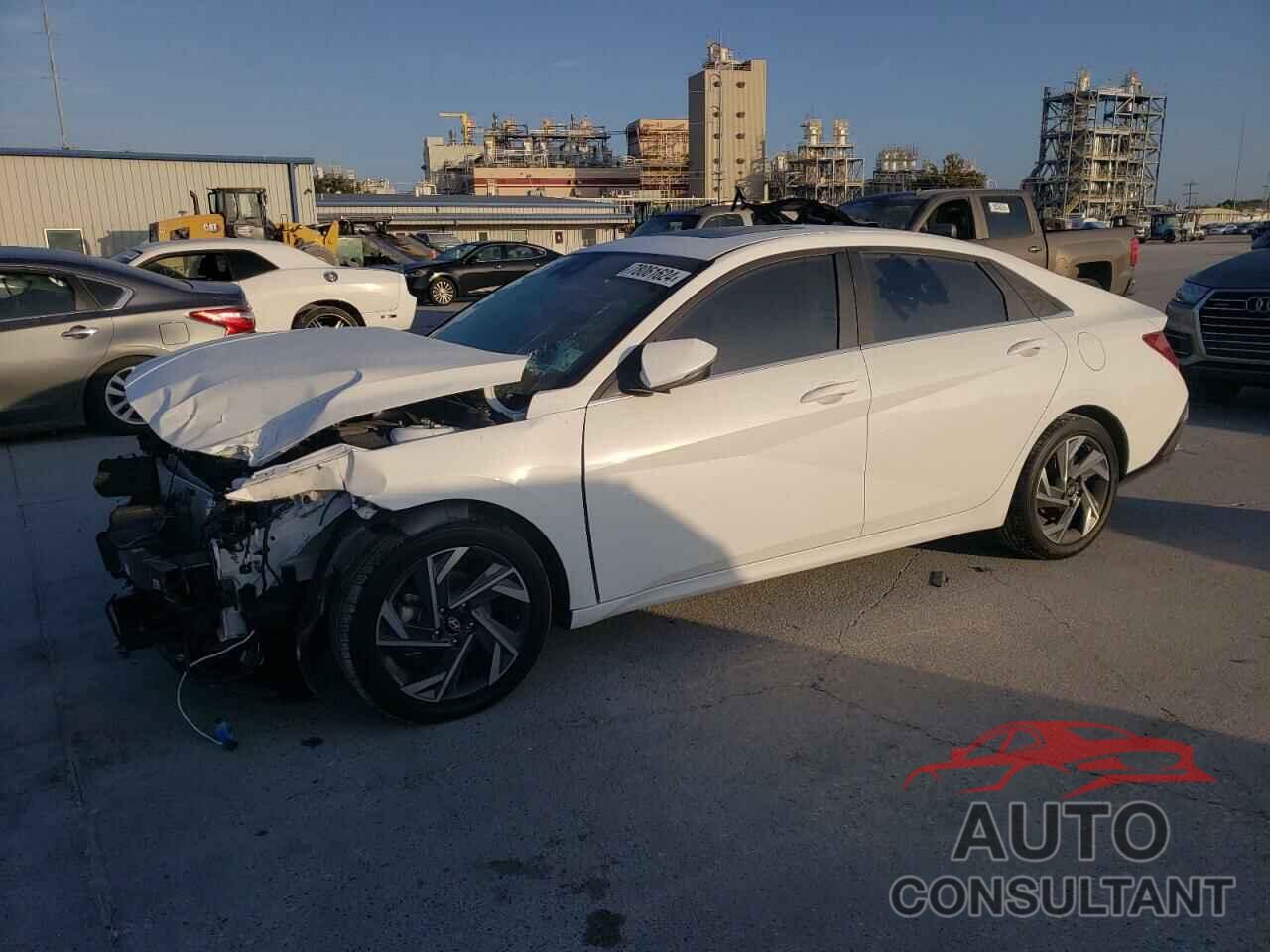 HYUNDAI ELANTRA 2024 - KMHLP4DG1RU761824