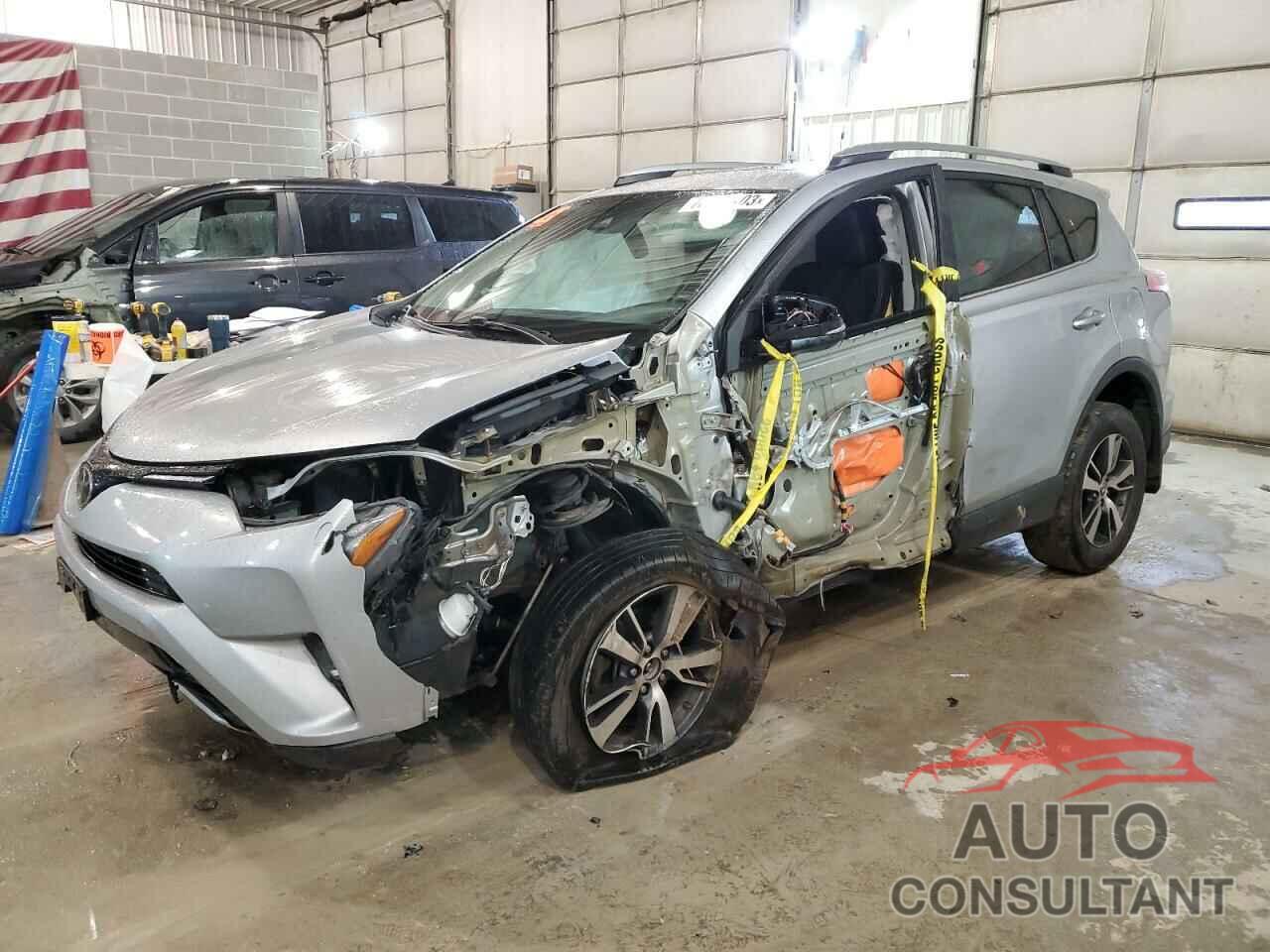 TOYOTA RAV4 2017 - 2T3RFREV6HW635925