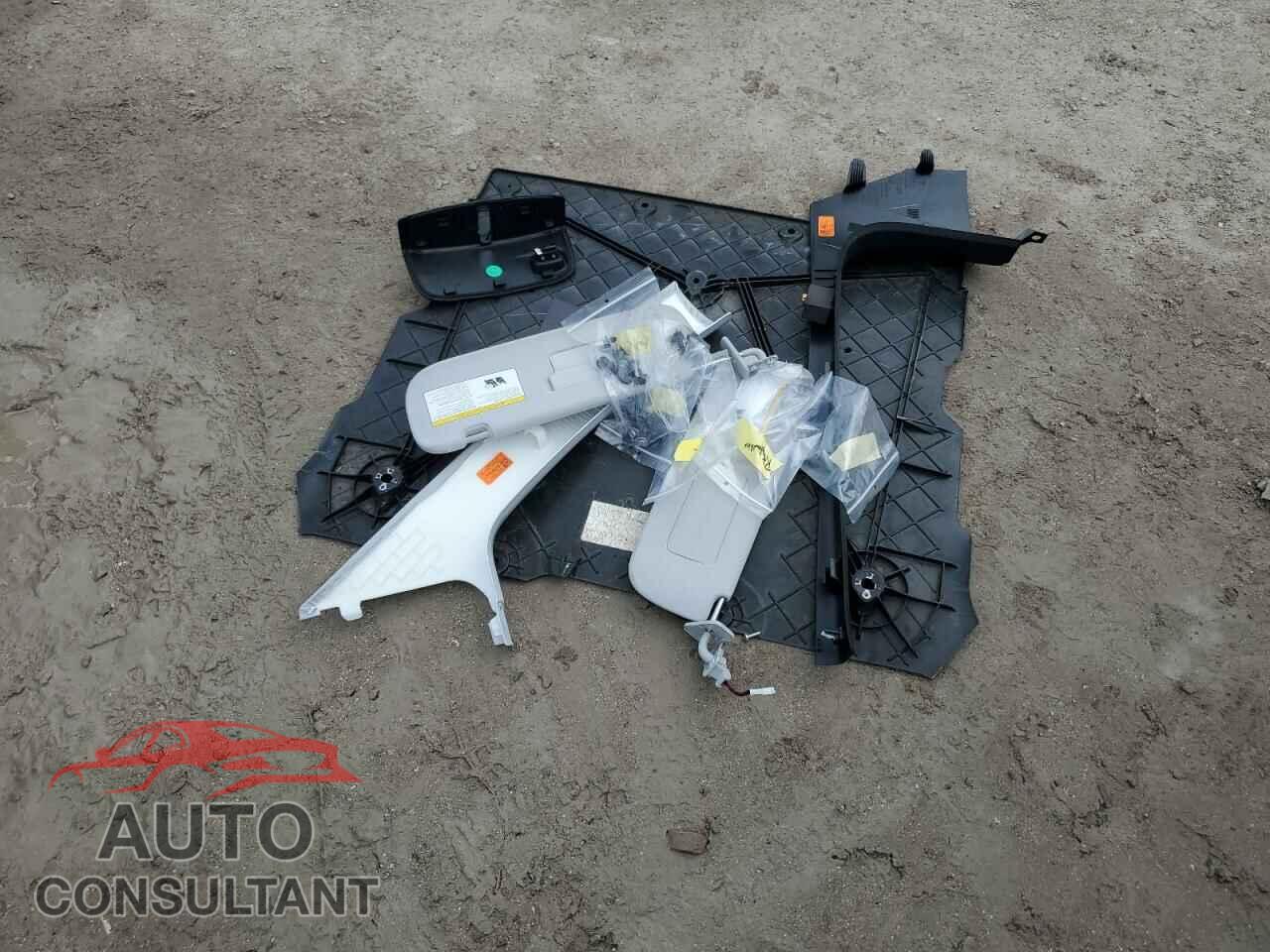 TESLA MODEL 3 2021 - 5YJ3E1EC5MF044008