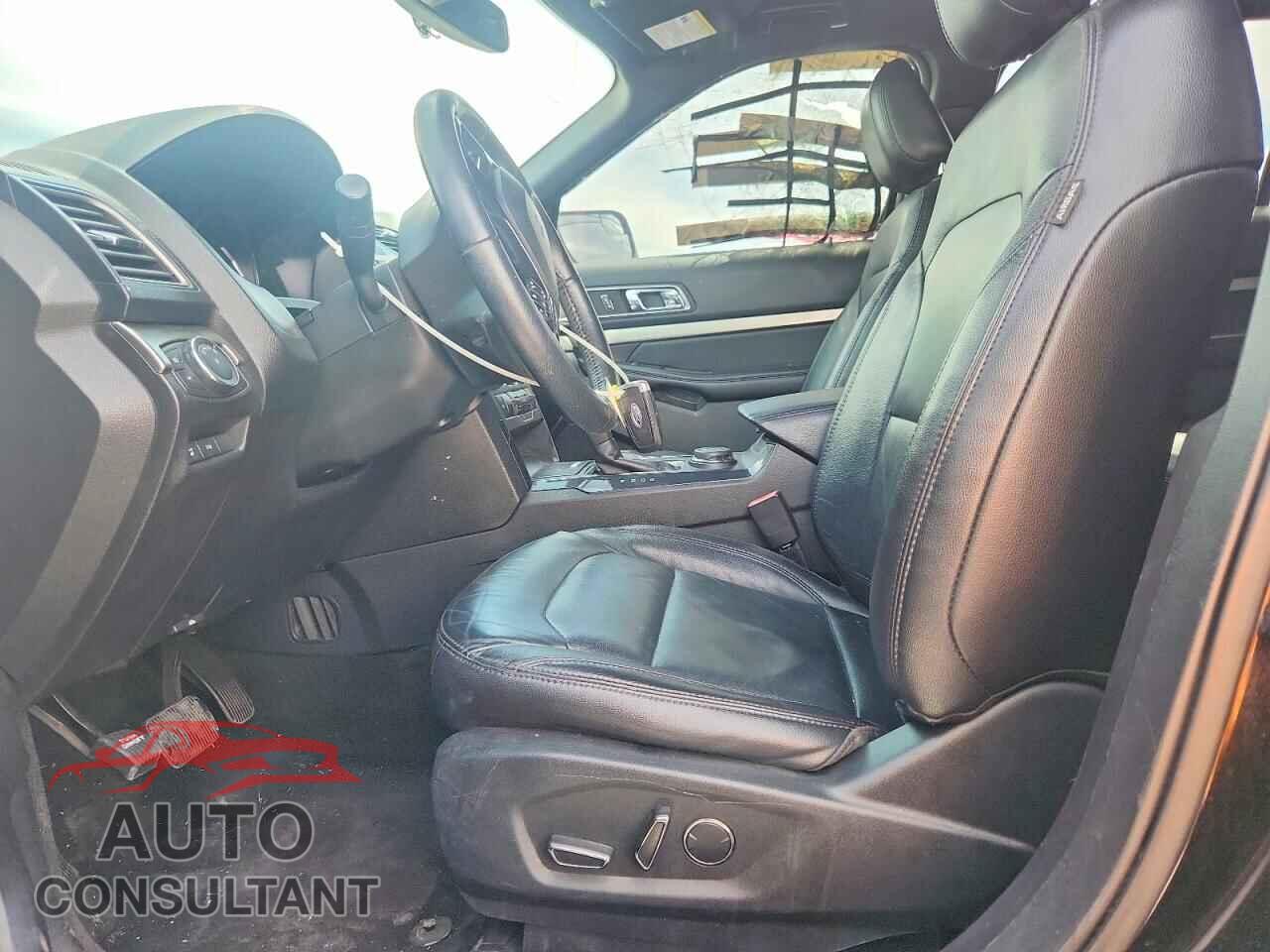 FORD EXPLORER 2018 - 1FM5K8D82JGB55264