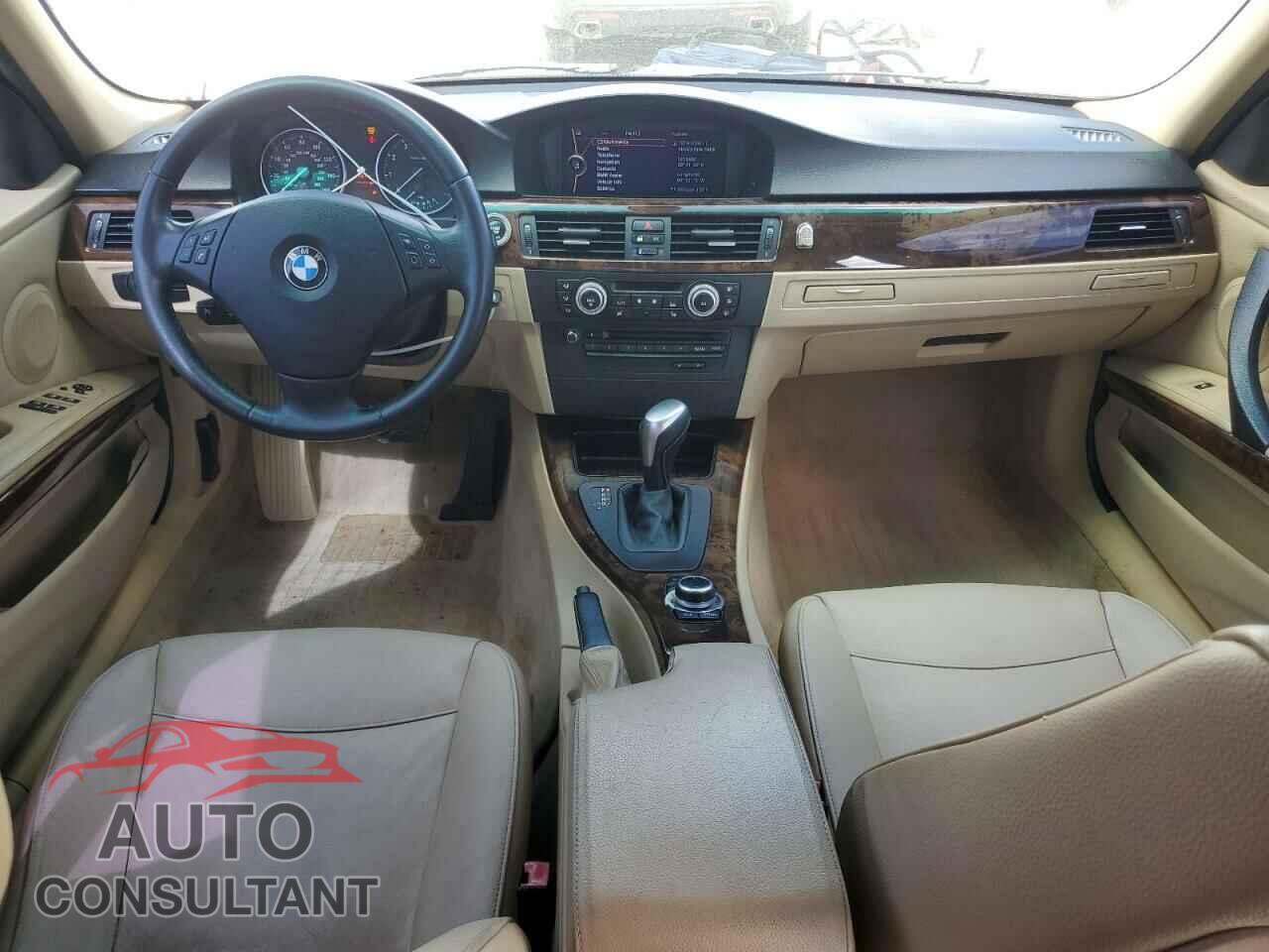 BMW 3 SERIES 2011 - WBAPH5G56BNM76441