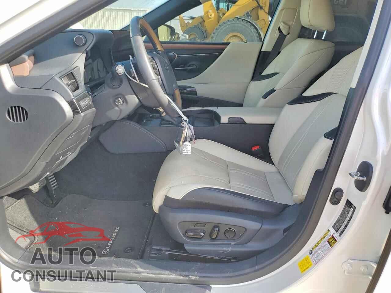 LEXUS ES300 2024 - 58AFA1C19RU038970