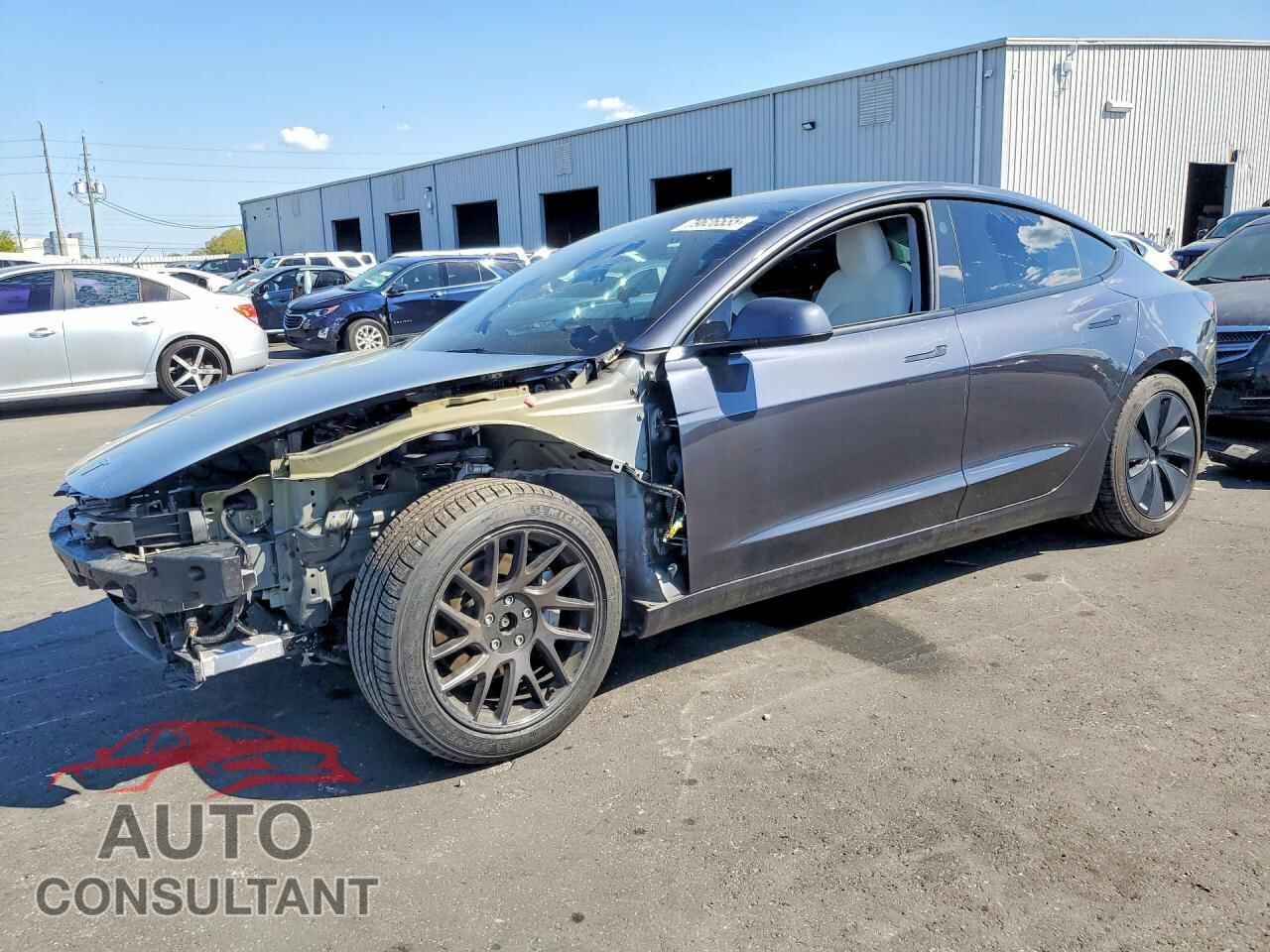 TESLA MODEL 3 2024 - 5YJ3E1EB5RF762009