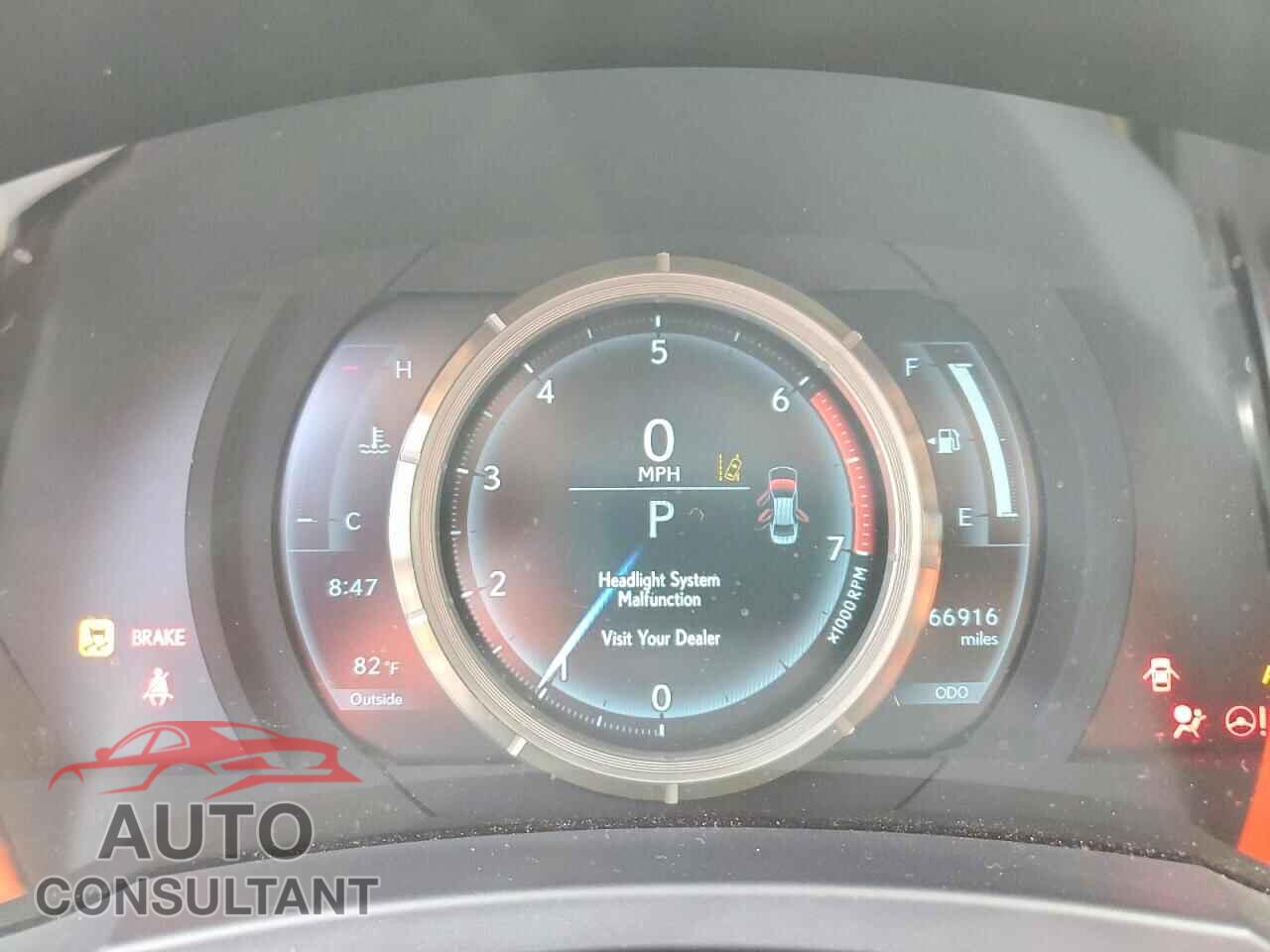 LEXUS IS 200T 2017 - JTHBA1D23H5045308