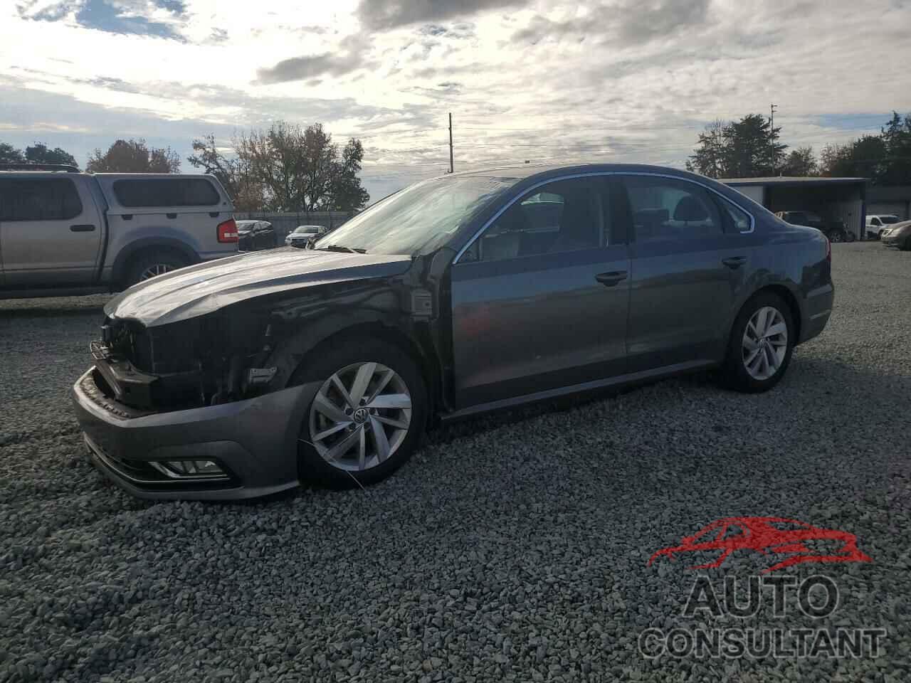 VOLKSWAGEN PASSAT 2018 - 1VWBA7A3XJC031048