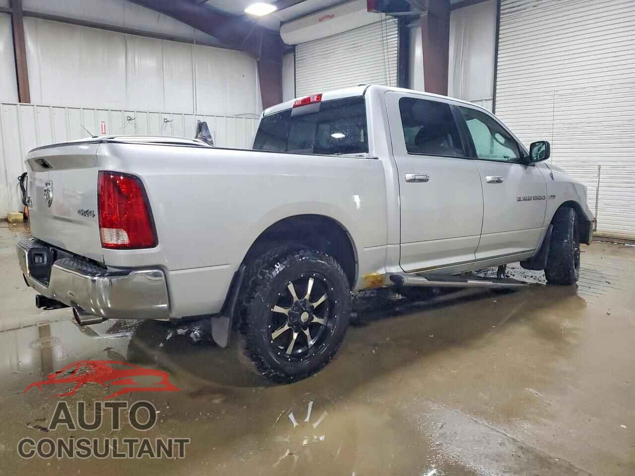 DODGE RAM 1500 2012 - 1C6RD7LT6CS257562