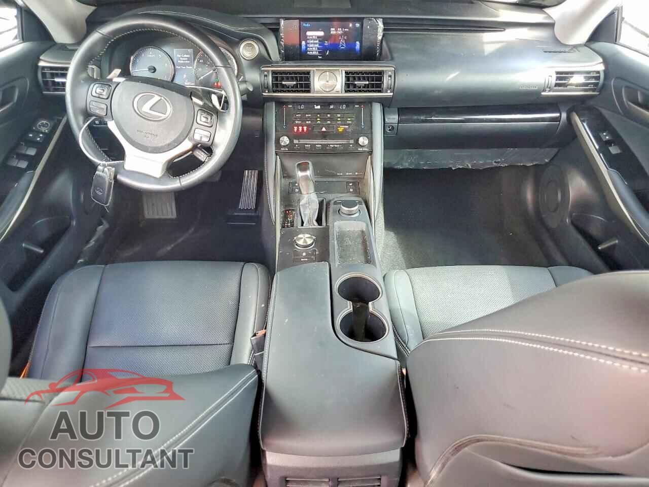 LEXUS IS 2017 - JTHBA1D26H5039339