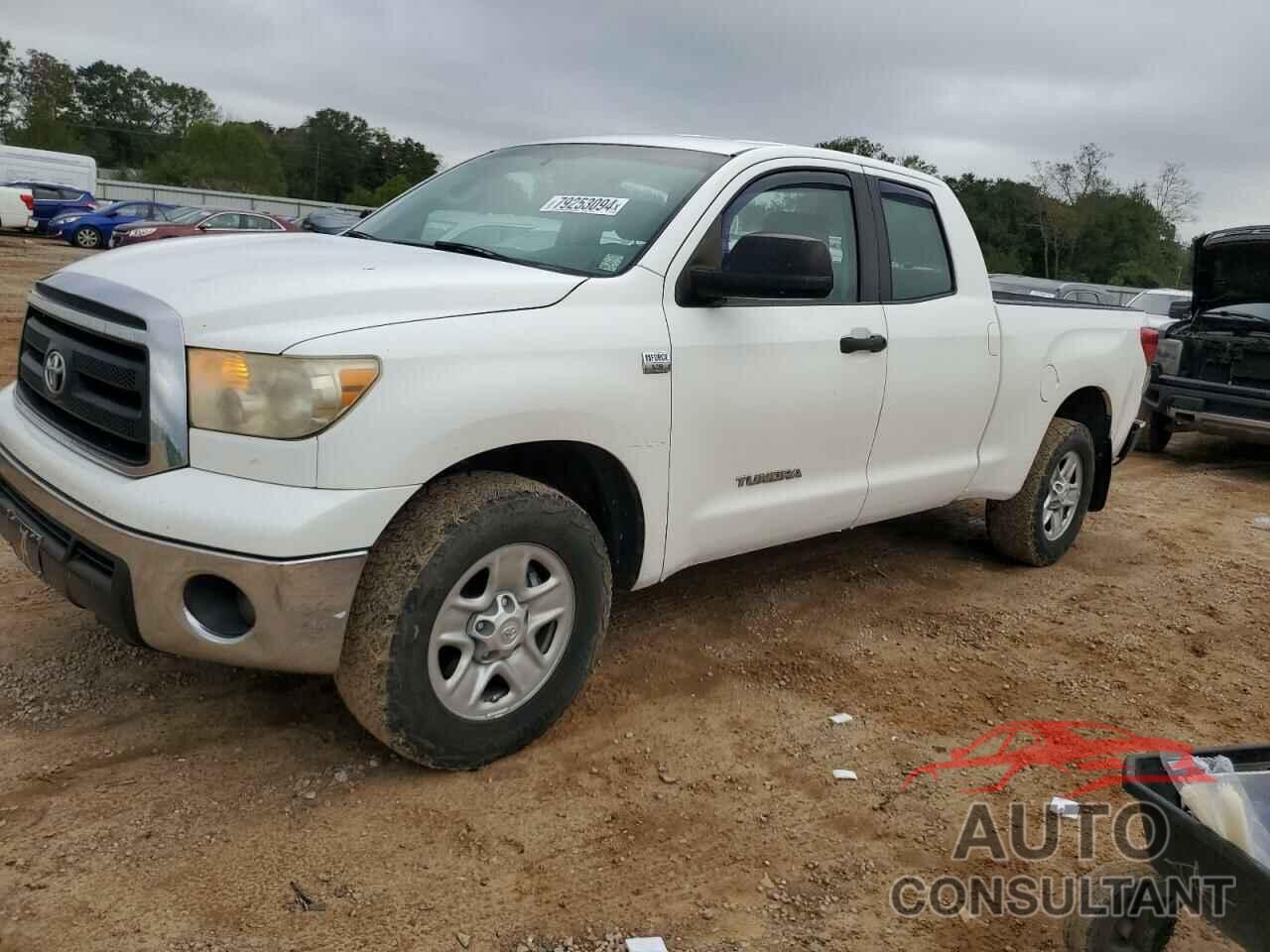 TOYOTA TUNDRA 2010 - 5TFRM5F16AX005608