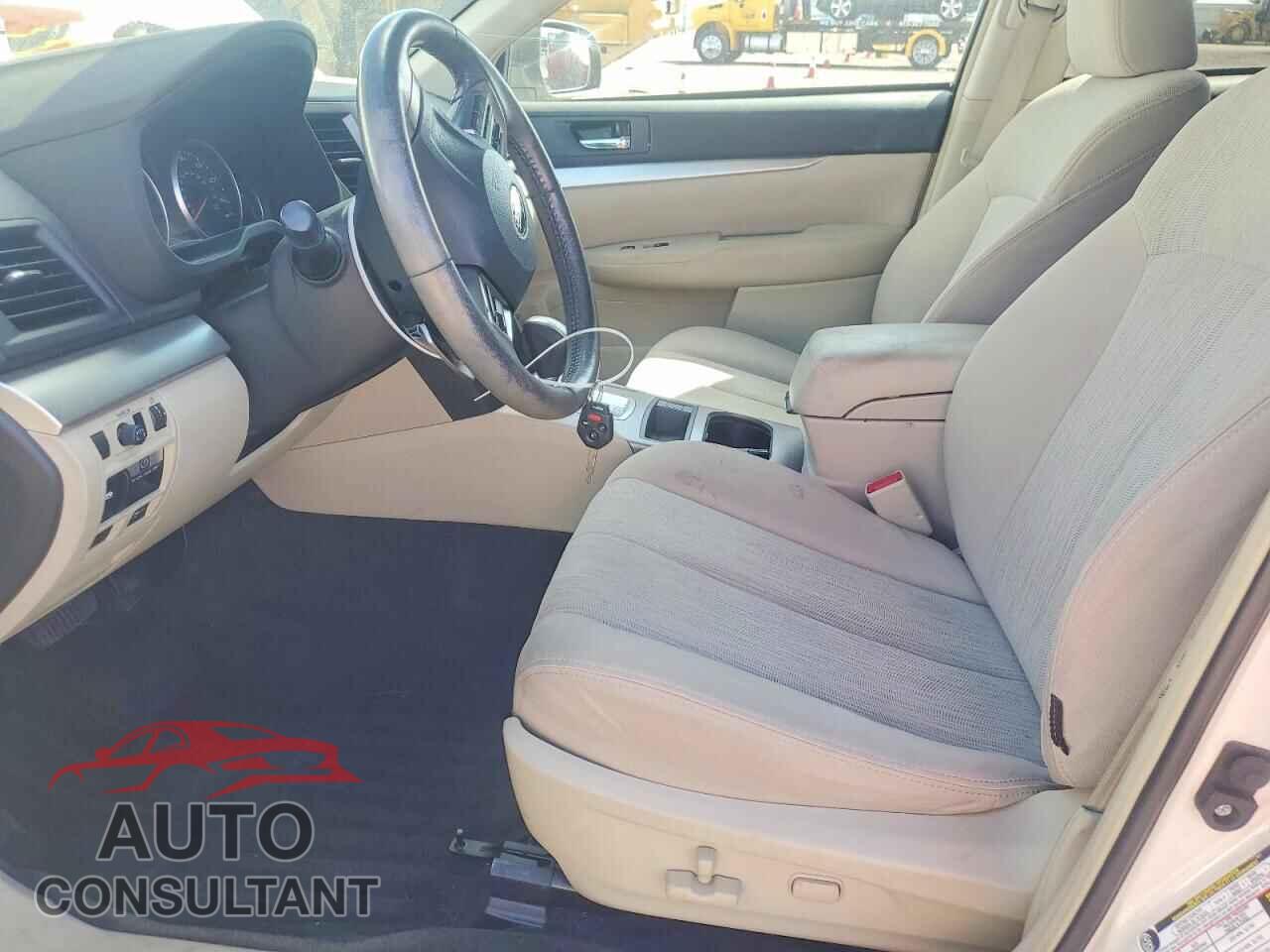 SUBARU OUTBACK 2013 - 4S4BRCBC1D3200988