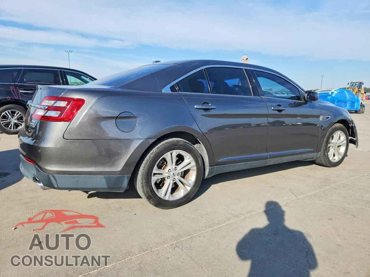 FORD TAURUS 2017 - 1FAHP2E81HG143038