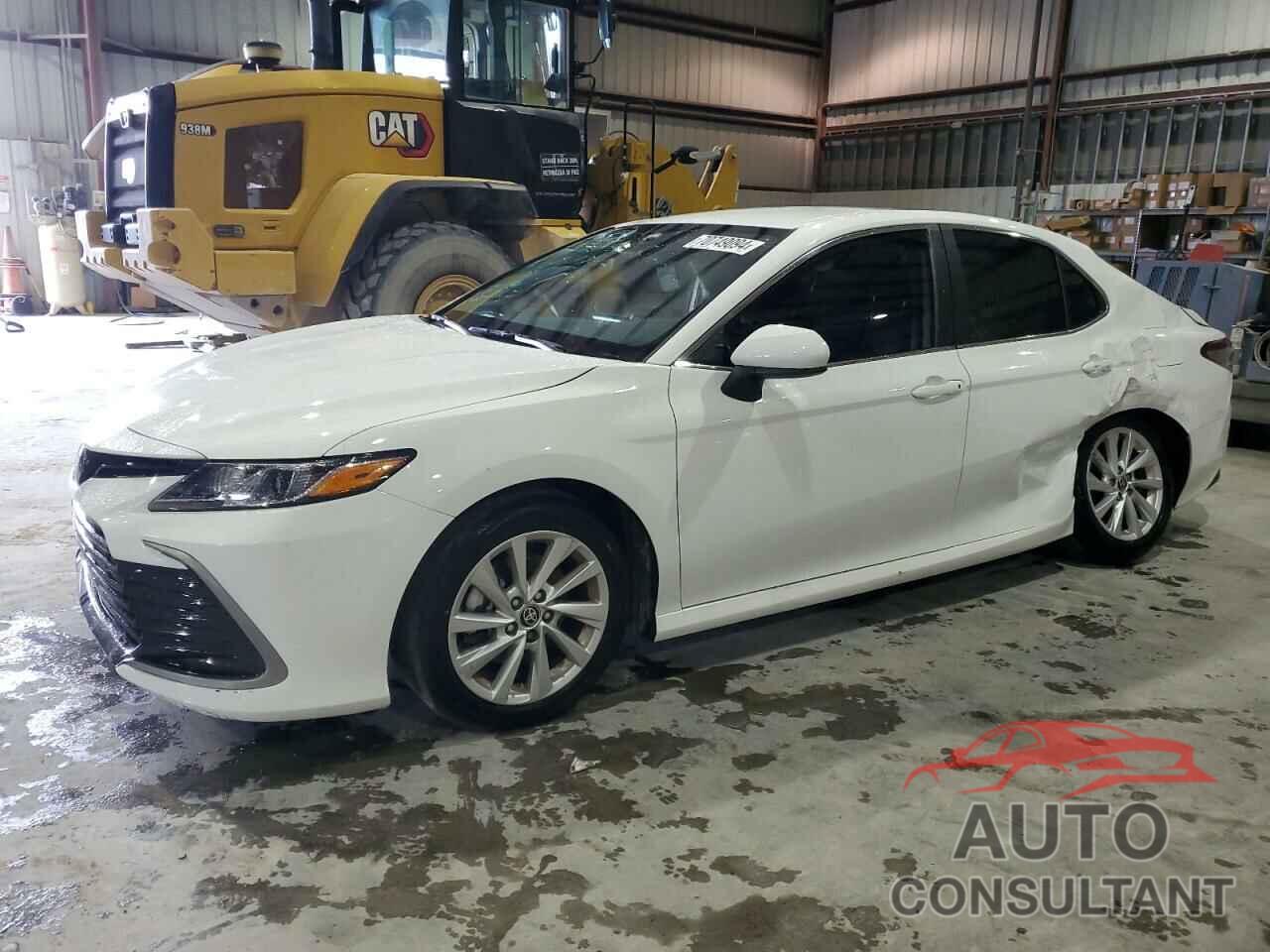 TOYOTA CAMRY 2023 - 4T1C11AK4PU758082