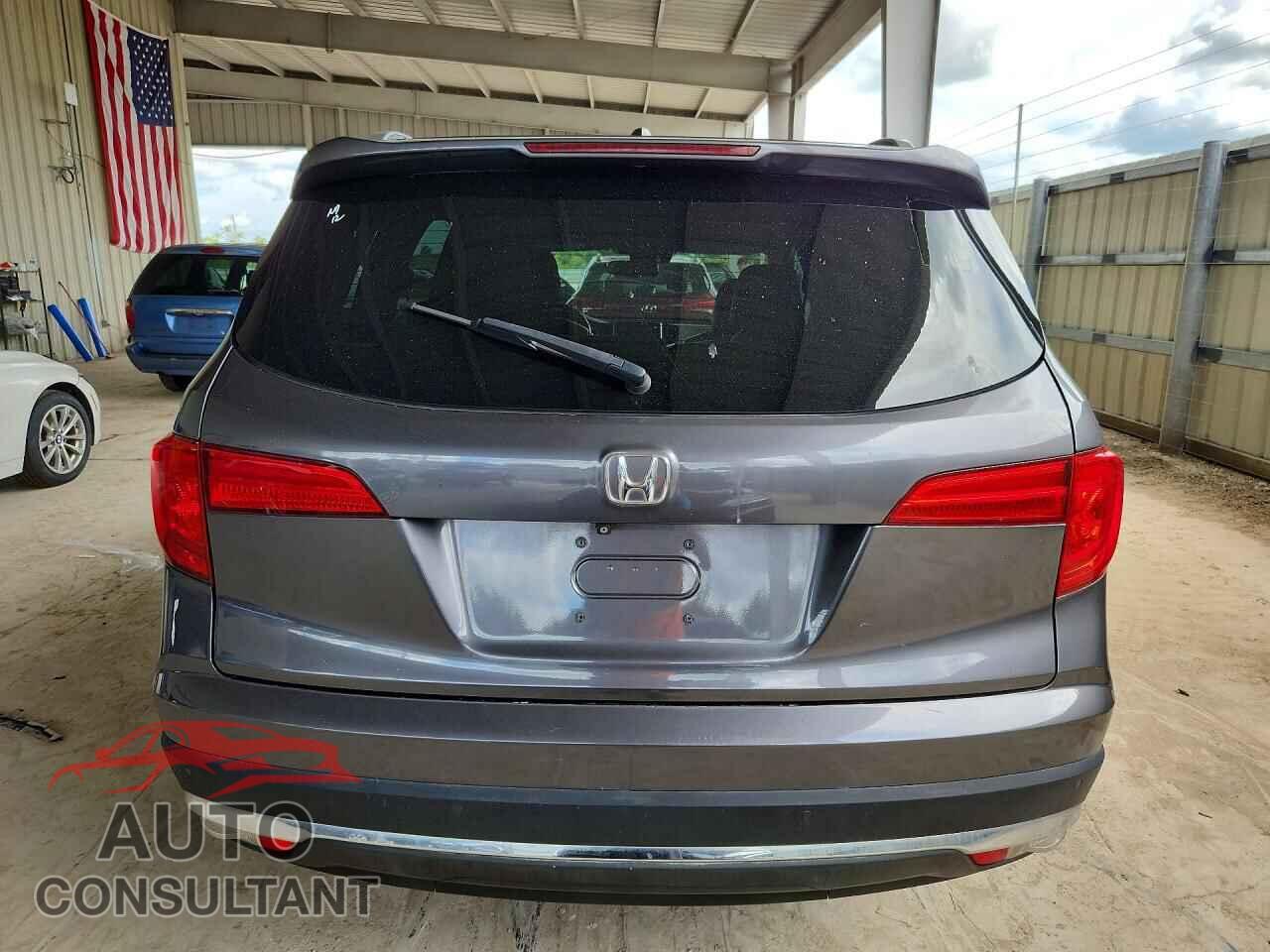 HONDA PILOT 2017 - 5FNYF6H00HB092880