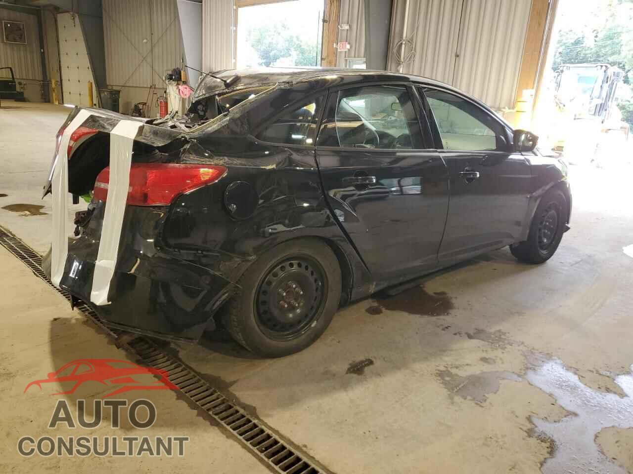 FORD FOCUS 2017 - 1FADP3F23HL335664