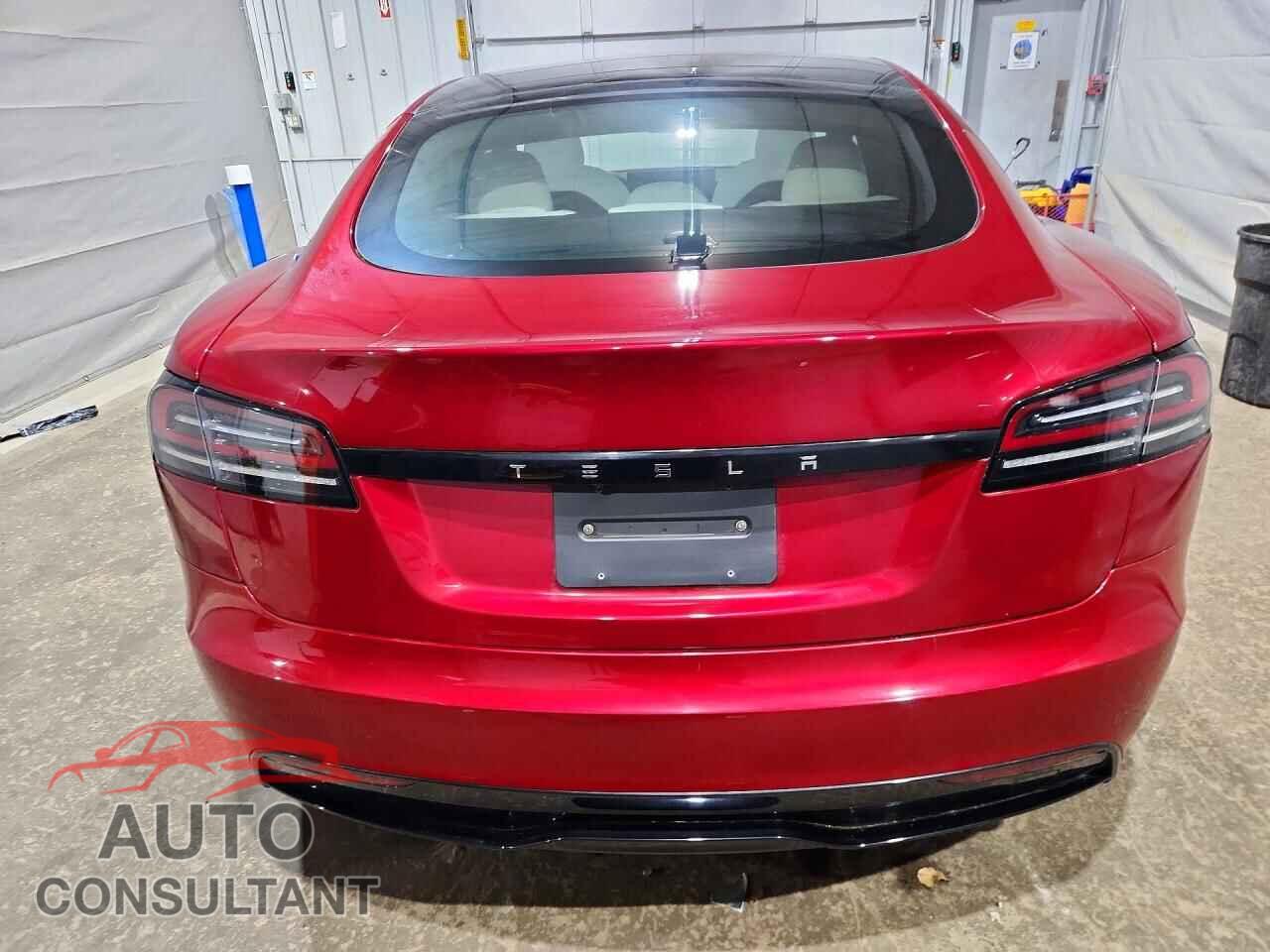 TESLA MODEL S 2023 - 5YJSA1E53PF530314