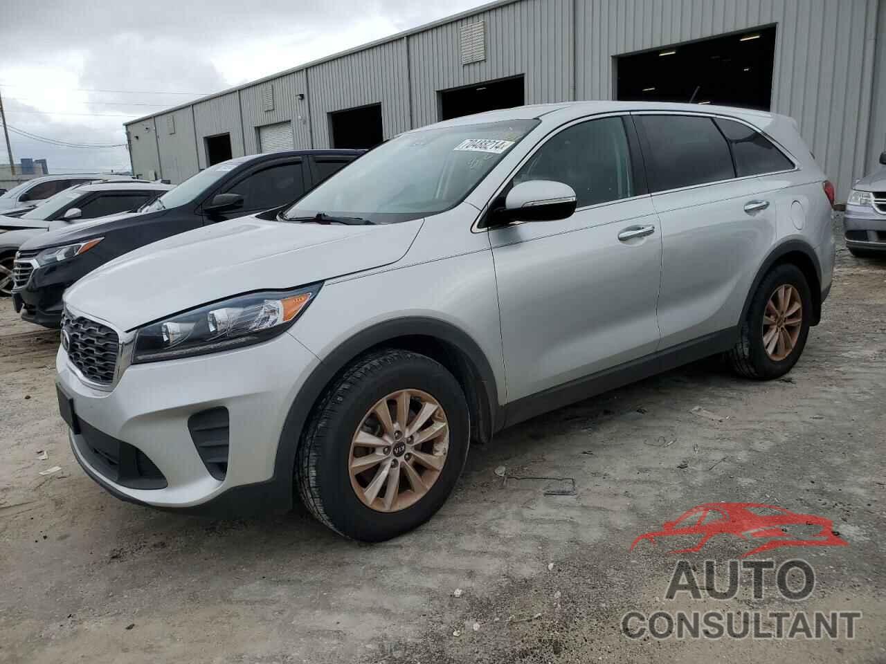 KIA SORENTO 2019 - 5XYPG4A32KG581881