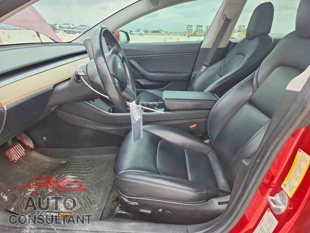 TESLA MODEL 3 2018 - 5YJ3E1EA3JF039755