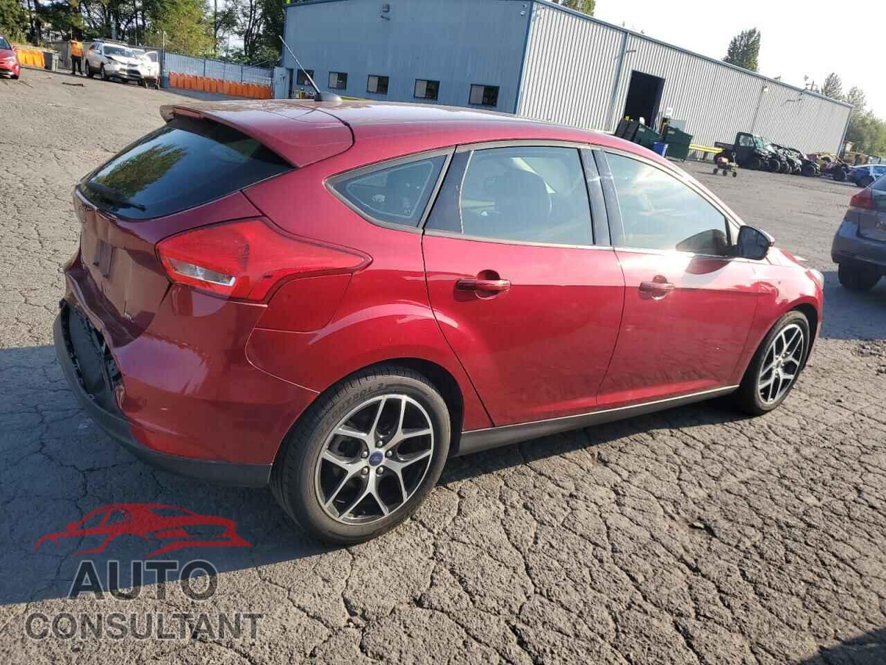 FORD FOCUS 2017 - 1FADP3M29HL246264