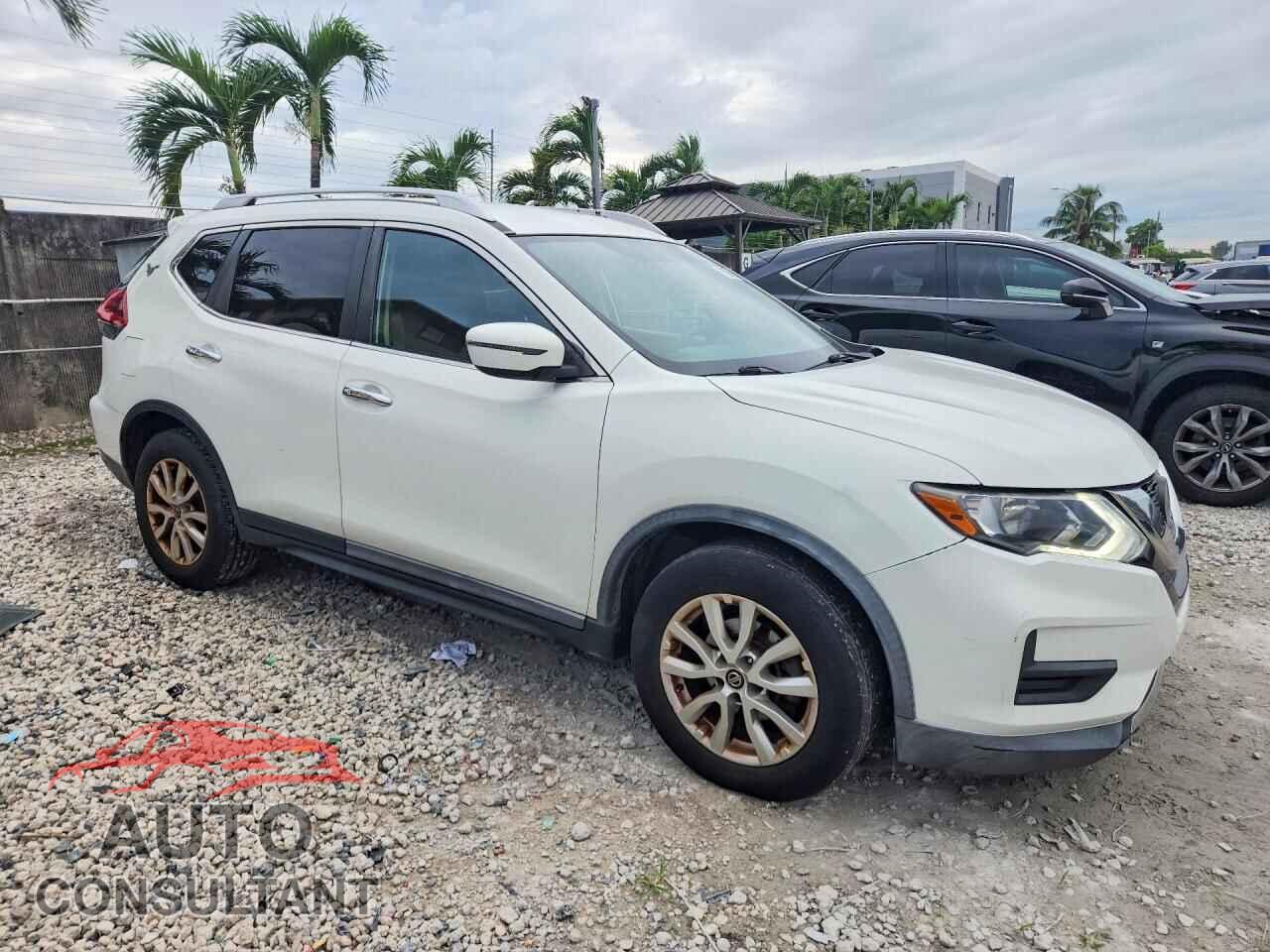 NISSAN ROGUE 2018 - KNMAT2MT0JP584503