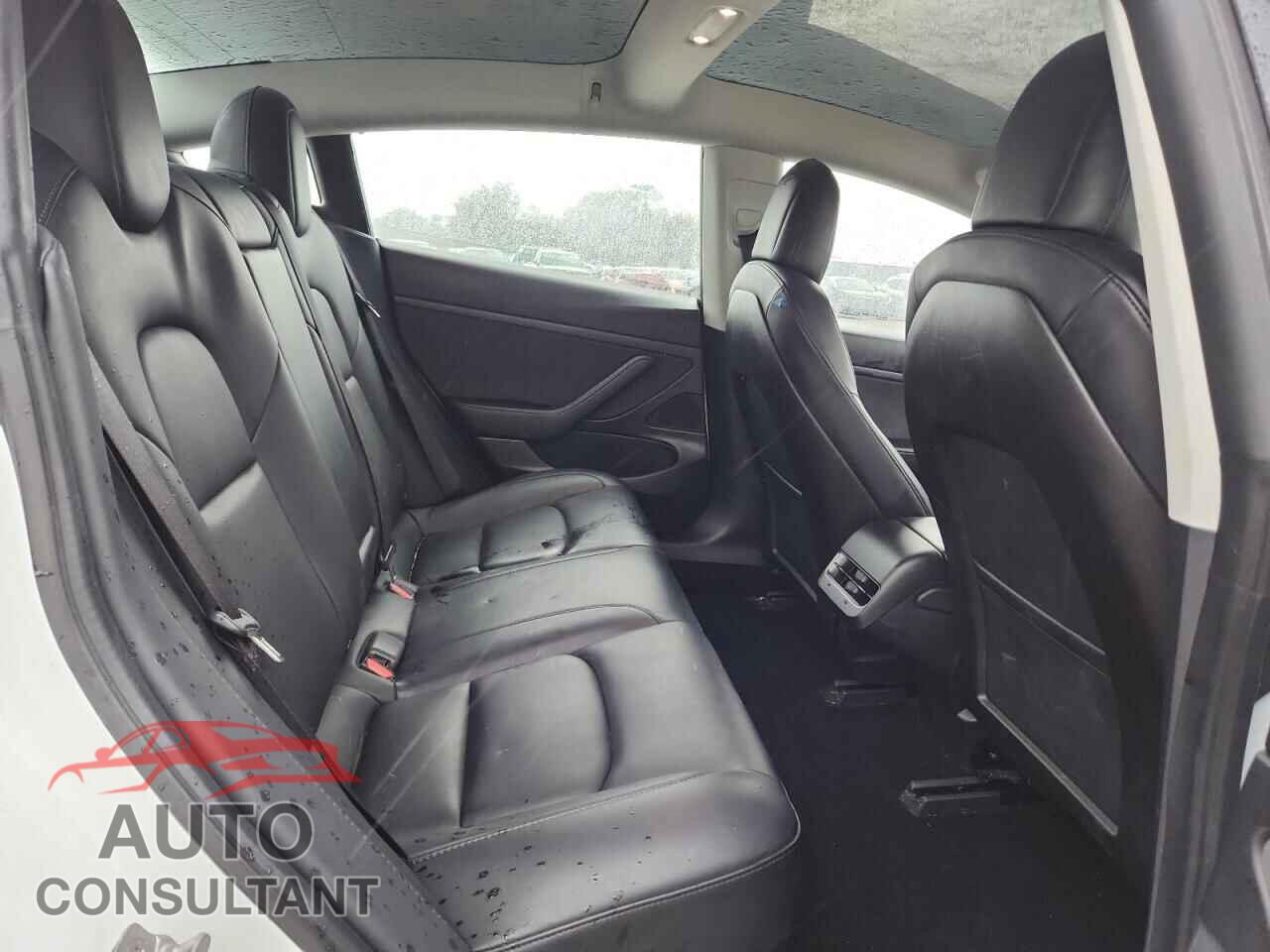 TESLA MODEL 3 2020 - 5YJ3E1EA5LF645335