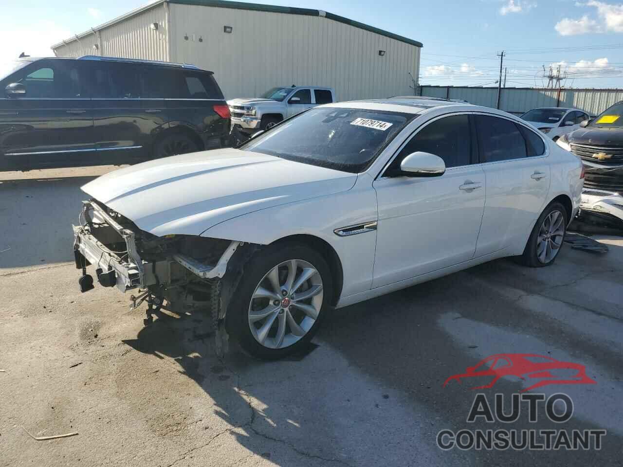 JAGUAR XF 2018 - SAJBD4FXXJCY69361