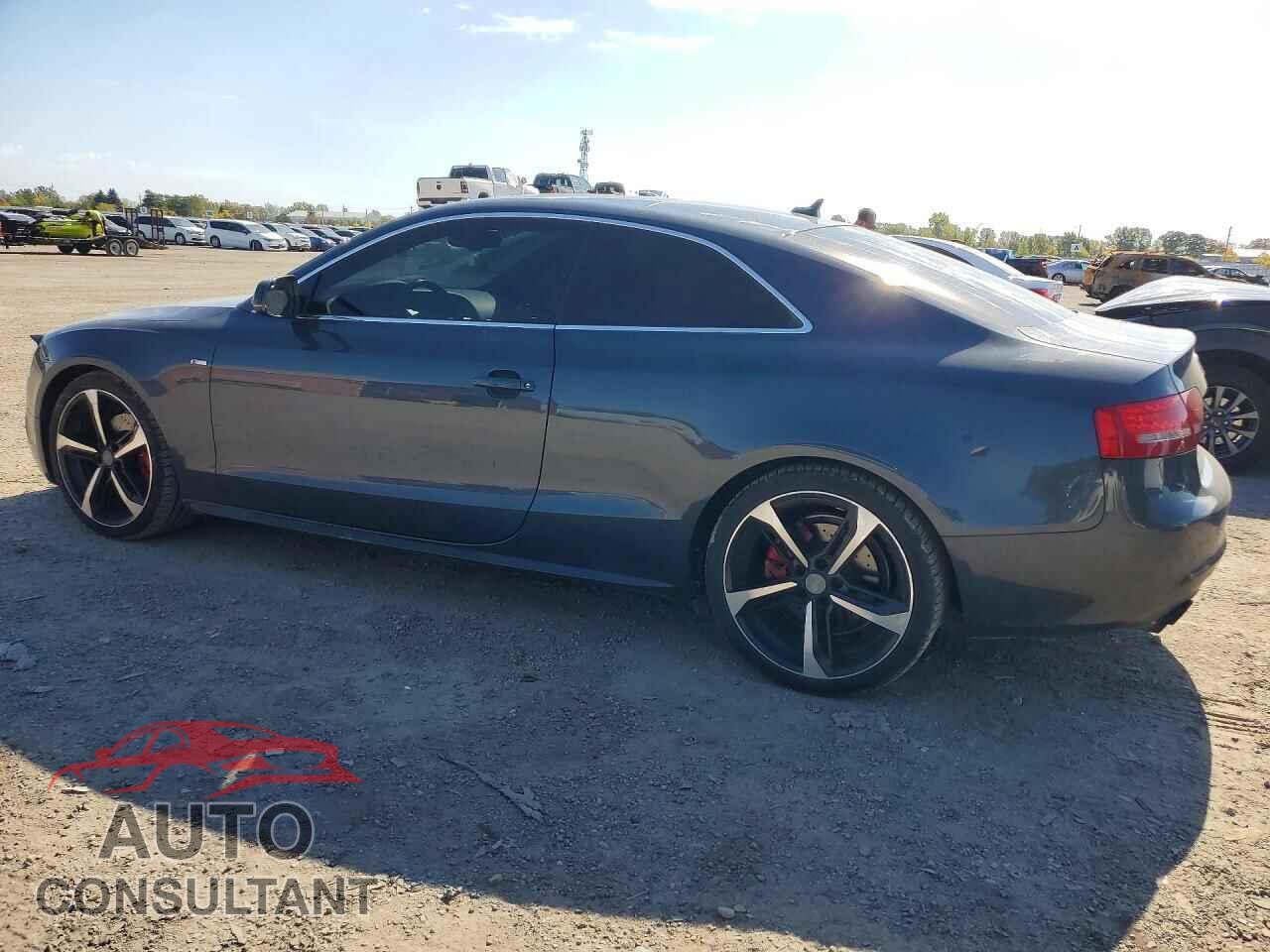 AUDI A5 2010 - WAUMFBFRXAA021349