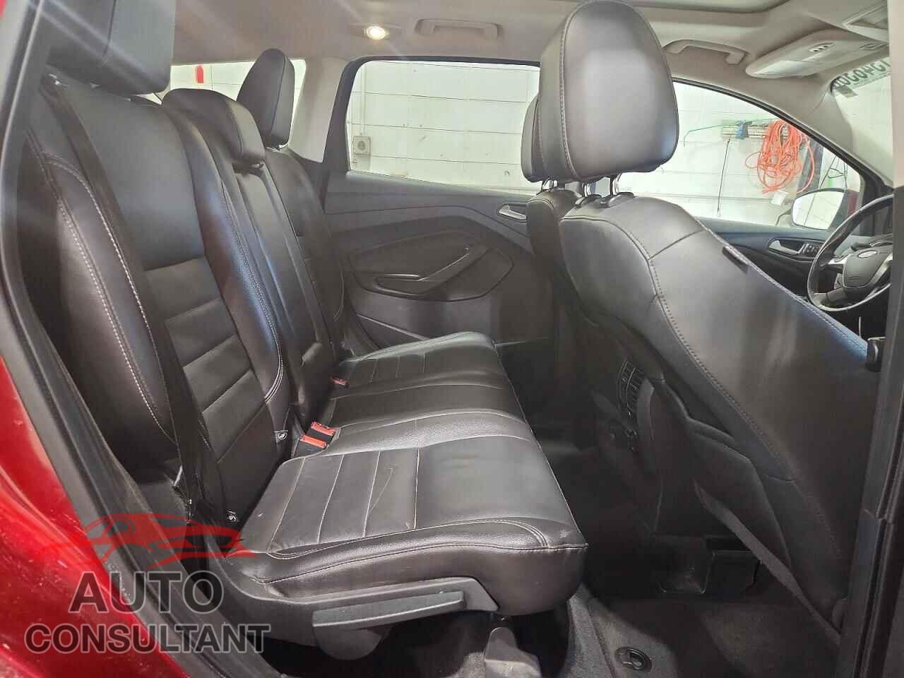 FORD ESCAPE 2014 - 1FMCU9J91EUC50734