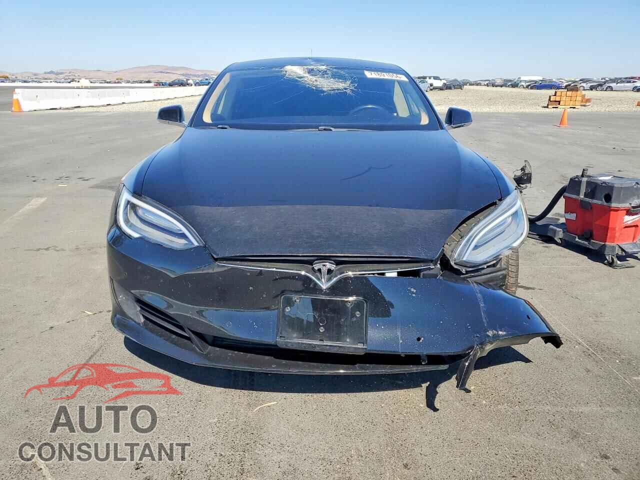 TESLA MODEL S 2016 - 5YJSA1E15GF142479