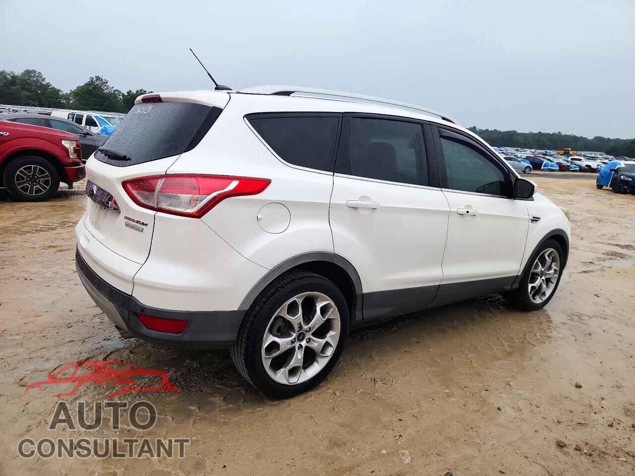 FORD ESCAPE 2015 - 1FMCU0J96FUC73777
