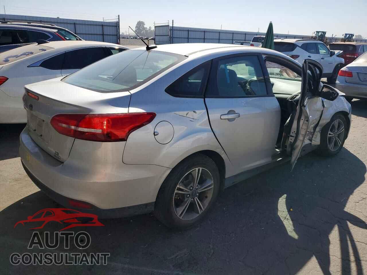 FORD FOCUS 2018 - 1FADP3FE0JL331510
