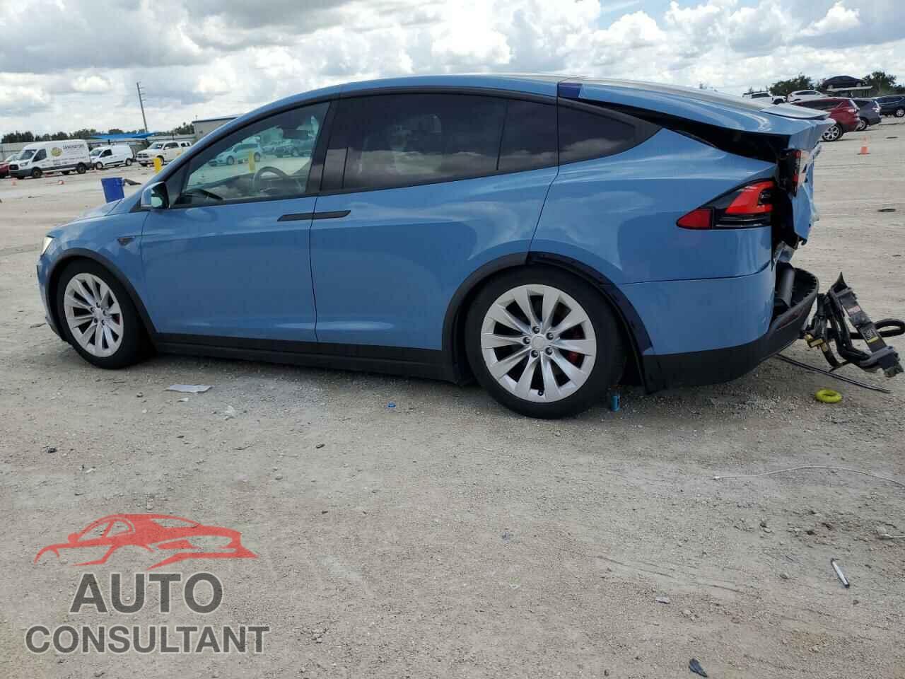 TESLA MODEL X 2016 - 5YJXCBE48GF015337