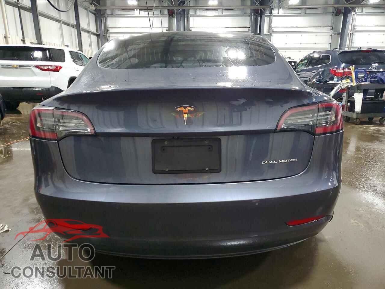 TESLA MODEL 3 2020 - 5YJ3E1EB7LF601040