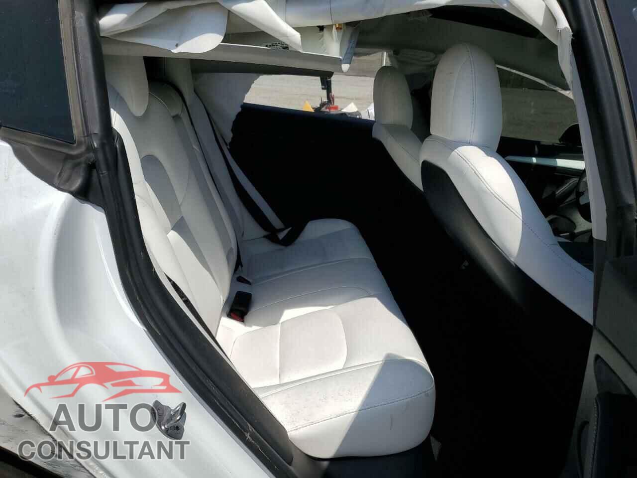 TESLA MODEL 3 2021 - 5YJ3E1EA6MF099937
