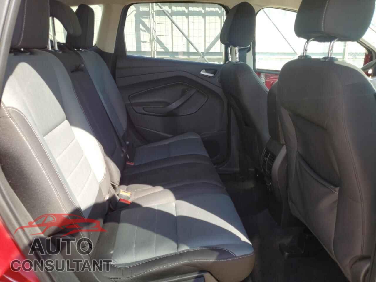 FORD ESCAPE 2016 - 1FMCU9GX7GUB93254