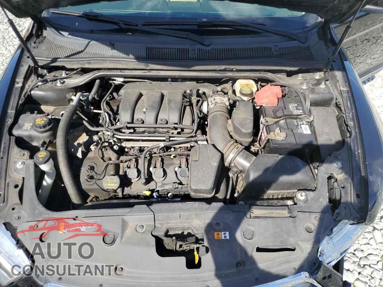 FORD TAURUS 2013 - 1FAHP2E84DG168459