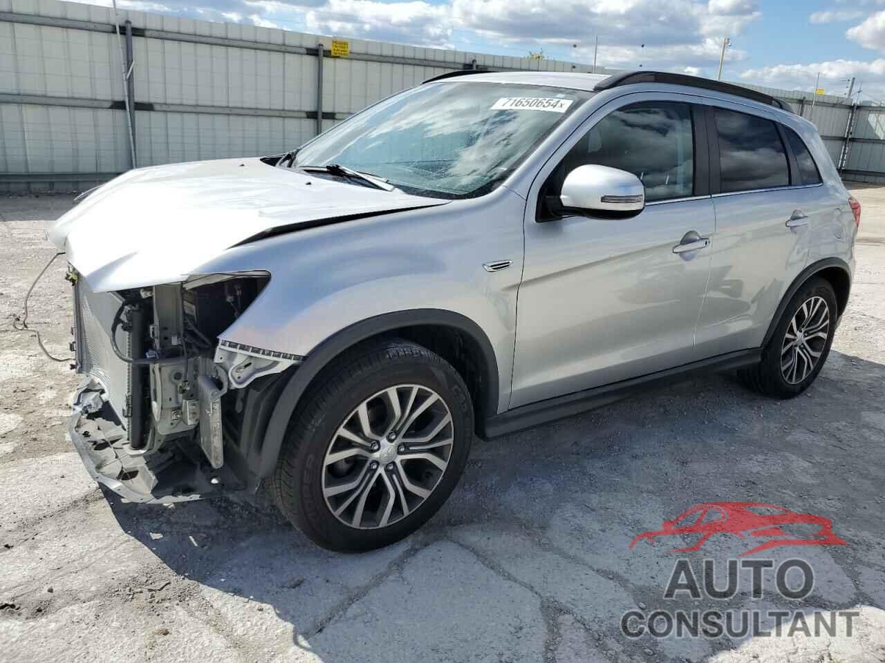 MITSUBISHI OUTLANDER 2018 - JA4AP4AW0JZ032805