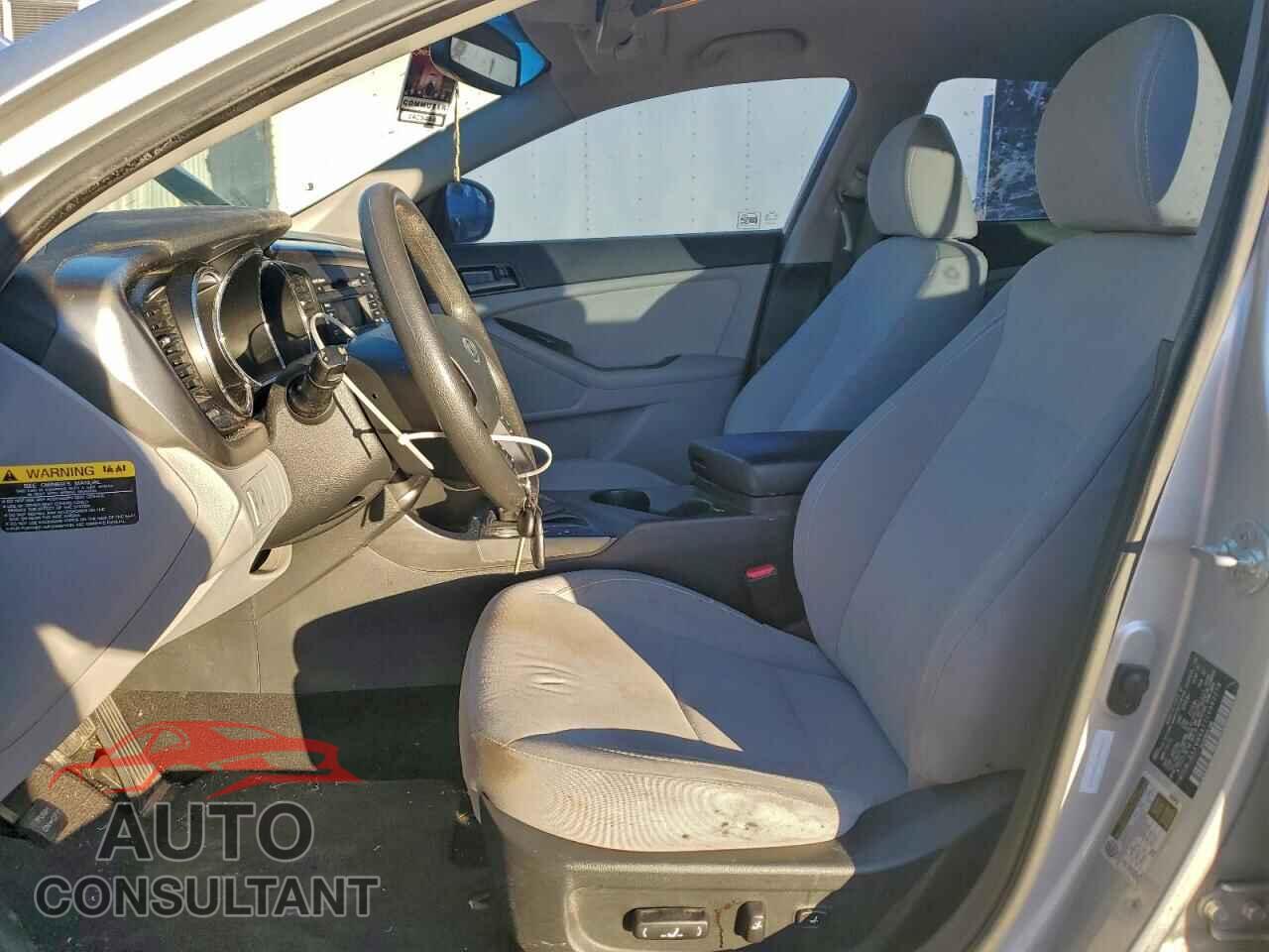 KIA OPTIMA 2012 - 5XXGM4A77CG060978