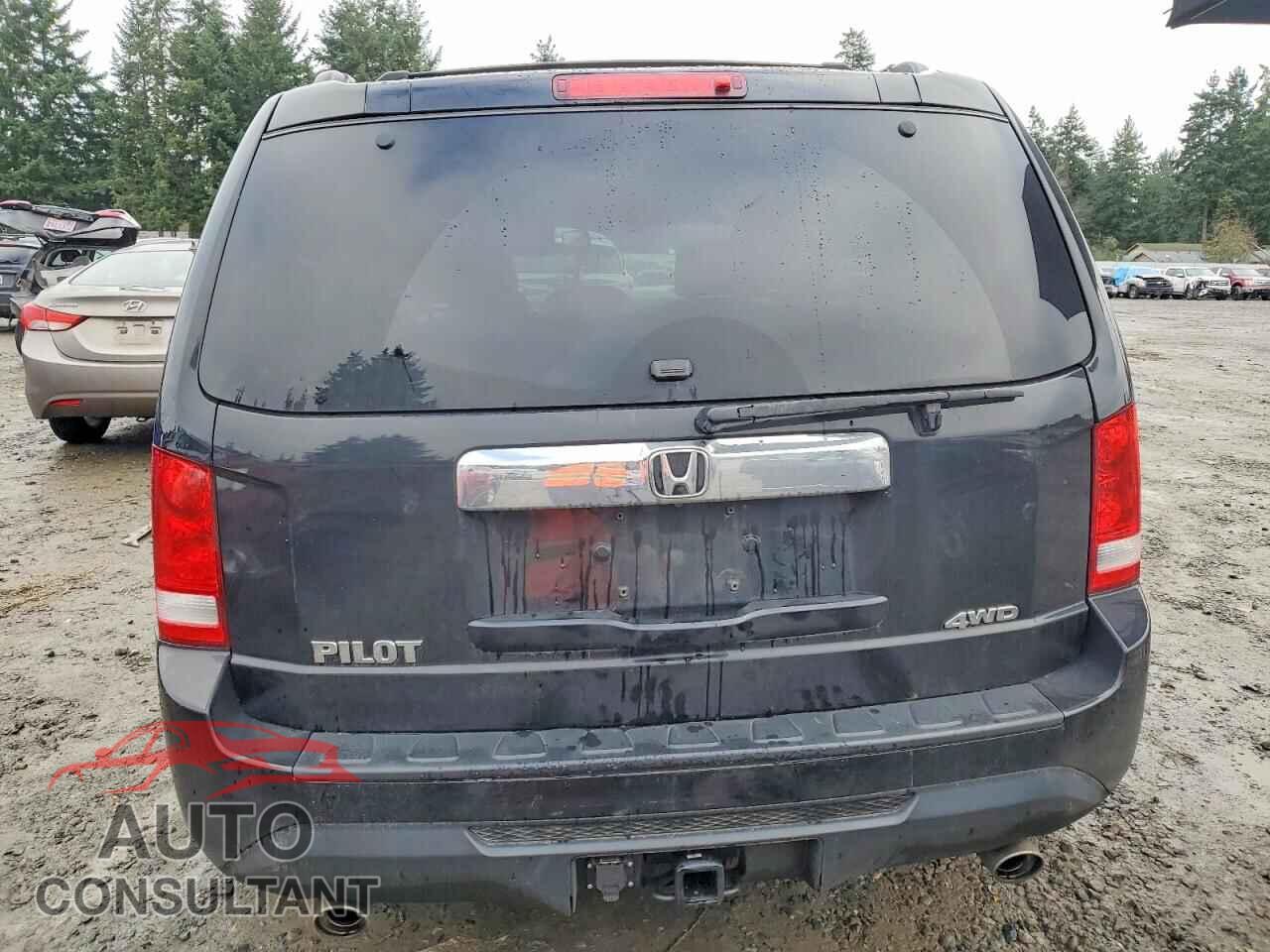 HONDA PILOT 2013 - 5FNYF4H75DB080400