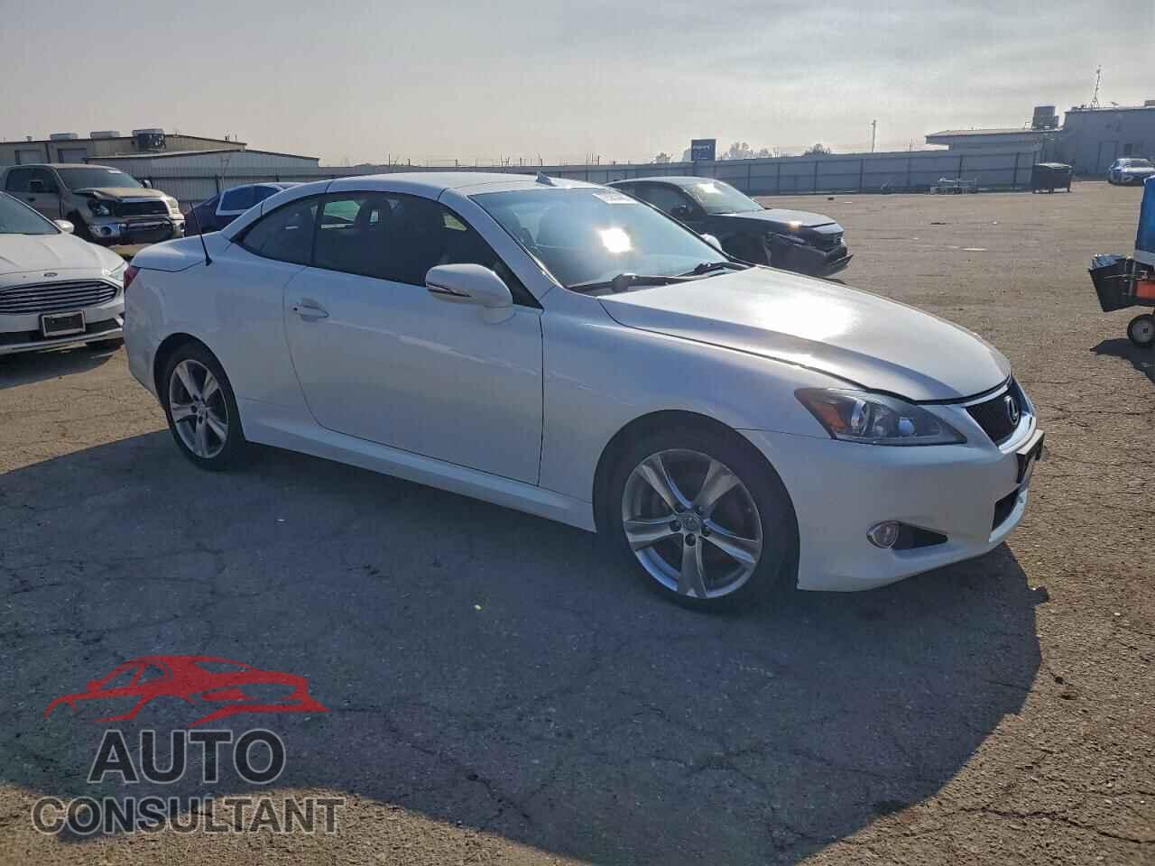 LEXUS IS 2015 - JTHFF2C29F2533333