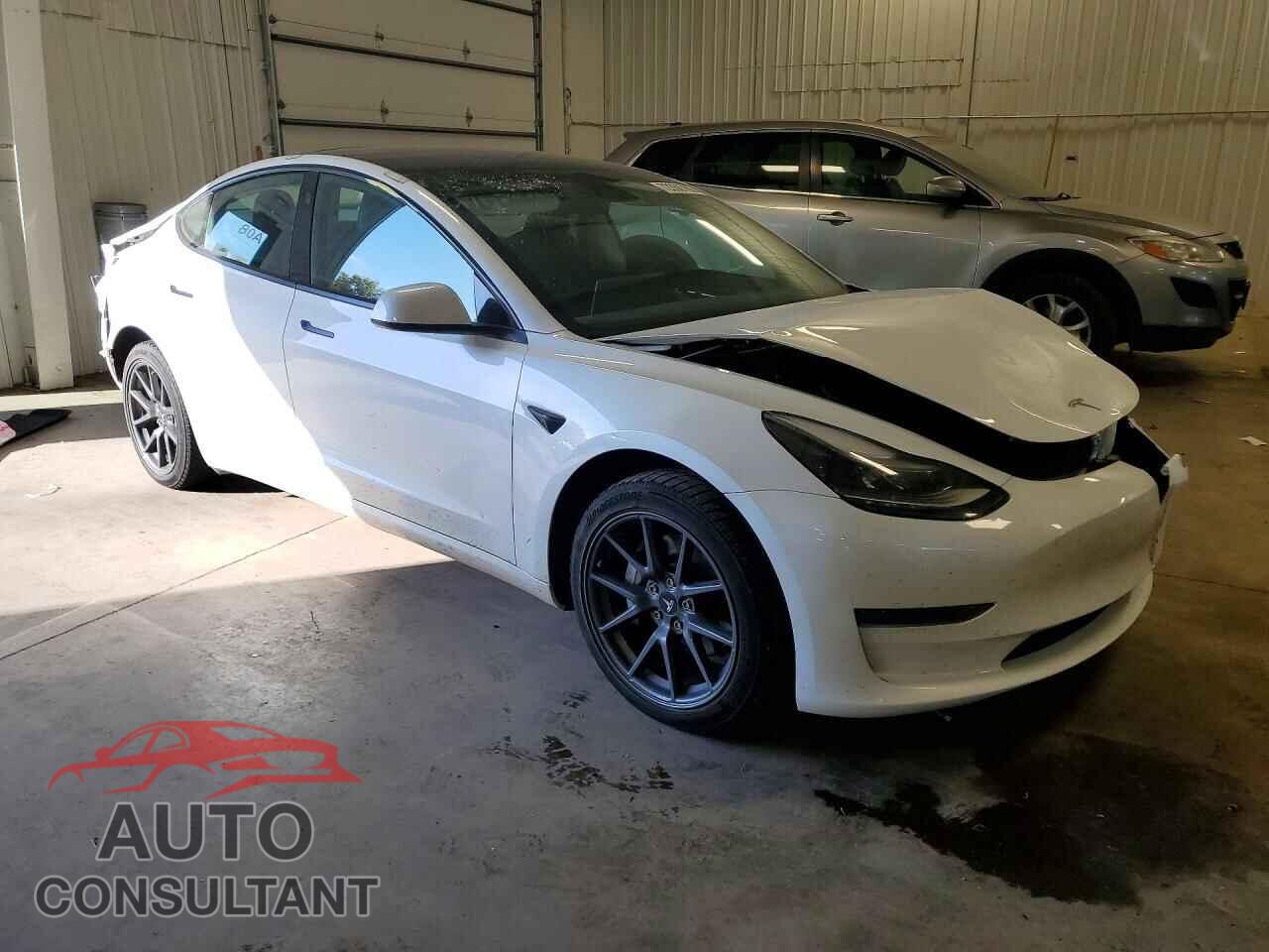 TESLA MODEL 3 2023 - 5YJ3E1EA0PF489176
