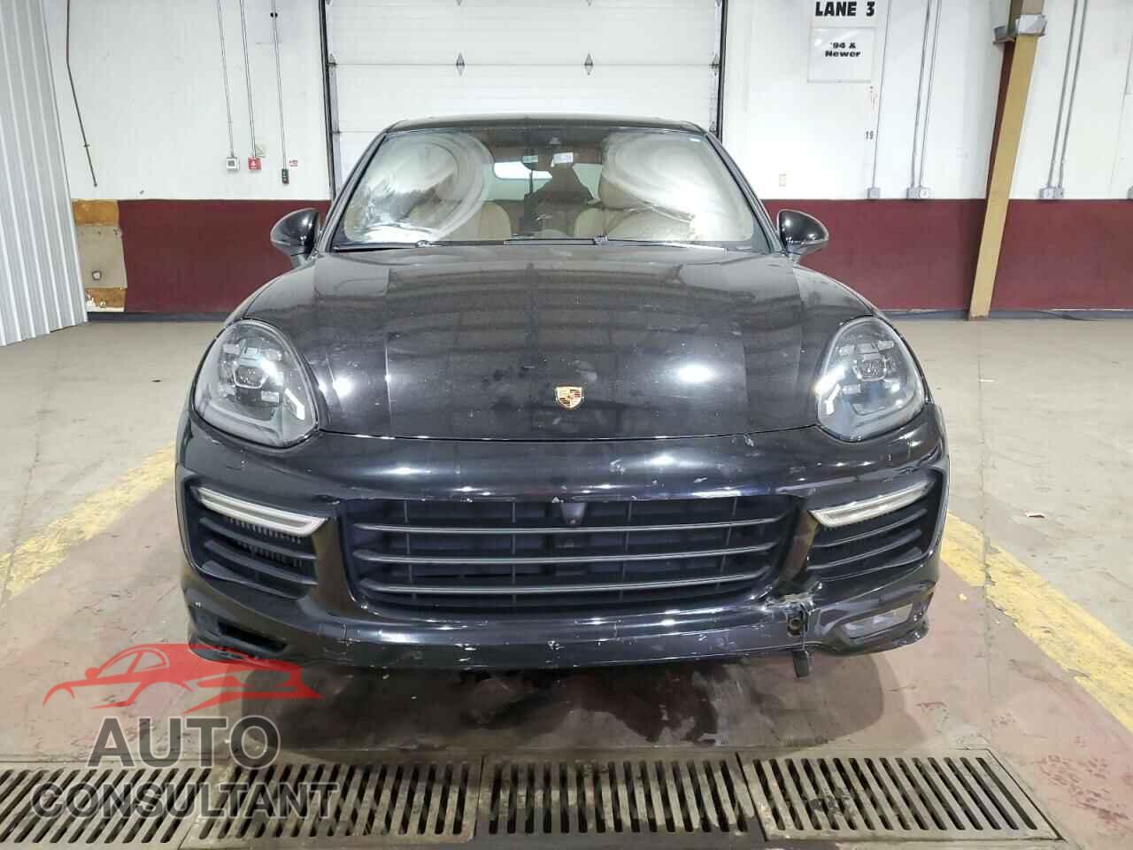 PORSCHE CAYENNE 2016 - WP1AD2A29GLA71810