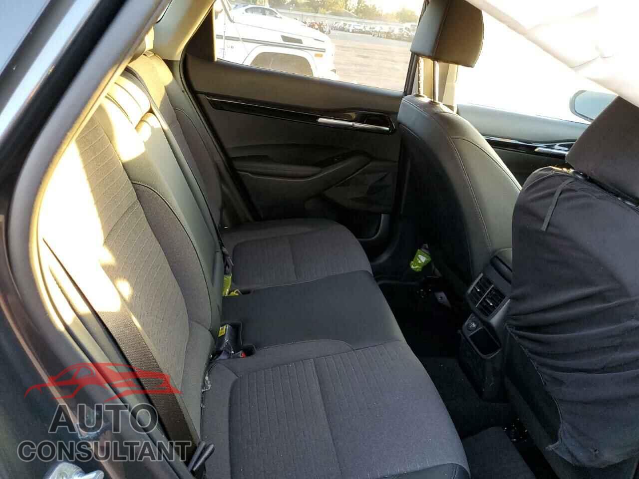 KIA SELTOS 2022 - KNDEU2AA6N7311685