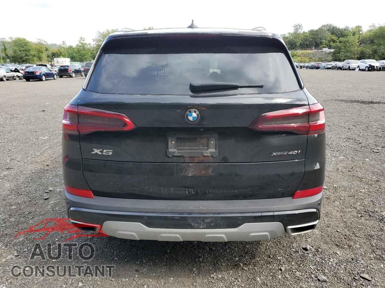 BMW X5 2021 - 5UXCR6C02M9E31041