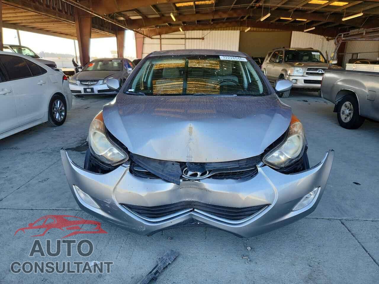 HYUNDAI ELANTRA 2012 - KMHDH4AE8CU356054
