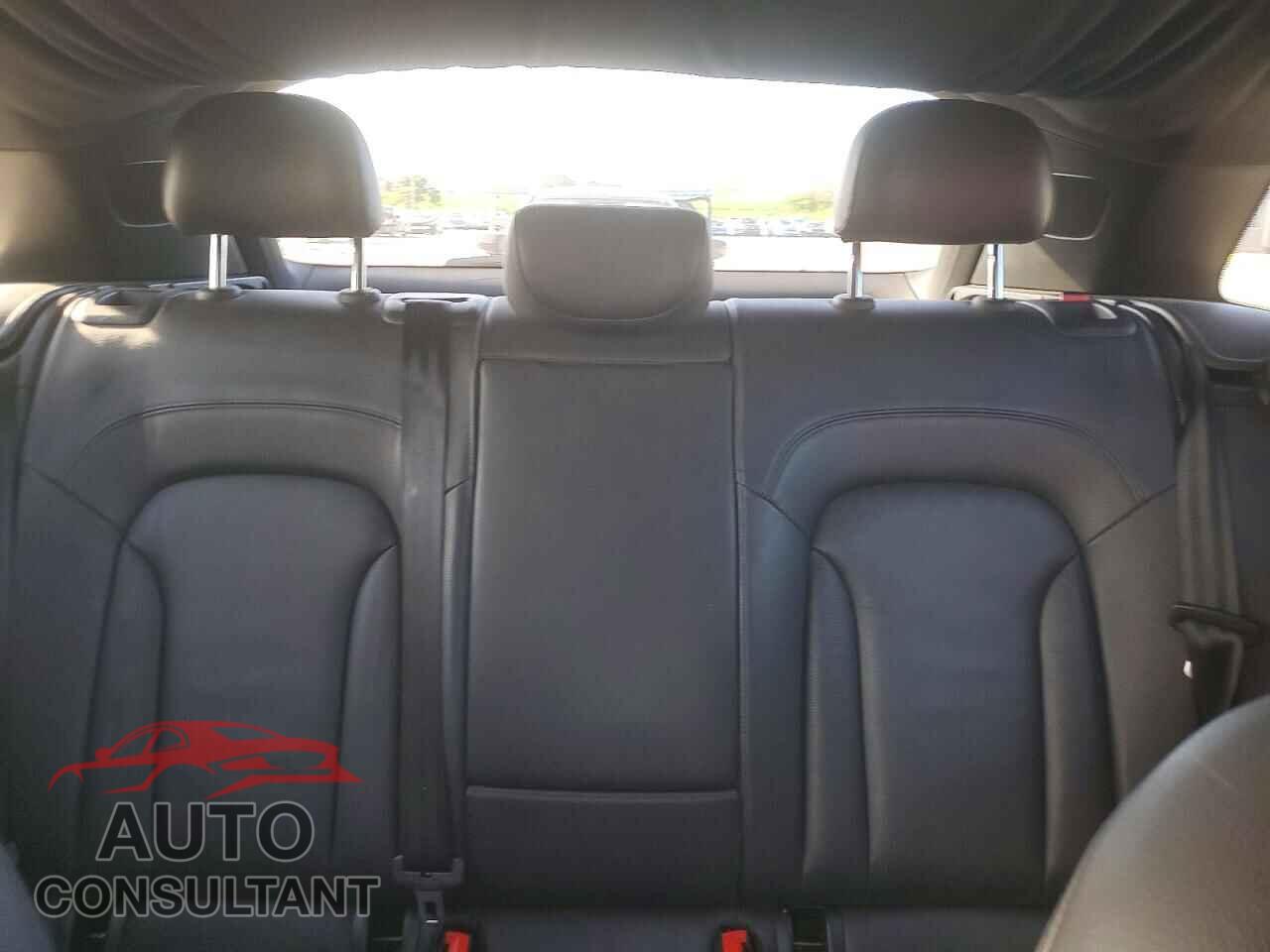 AUDI Q3 2016 - WA1EFCFS1GR024595