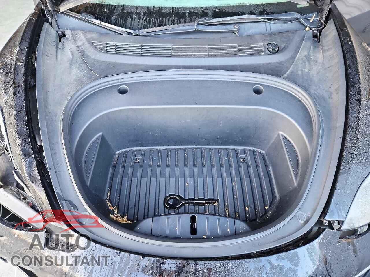 TESLA MODEL 3 2023 - 5YJ3E1EA6PF457400