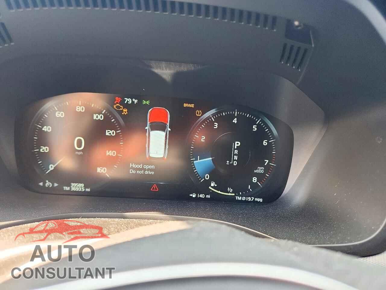 VOLVO XC60 2019 - LYVA22RM0KB220566