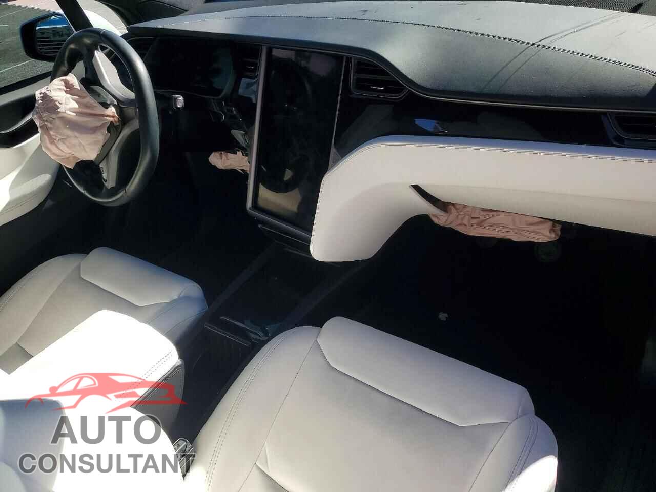 TESLA MODEL X 2018 - 5YJXCBE23JF121846